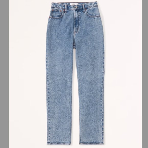 Curve Love Ultra High Rise 90s Straight Jean - Picture 4 of 4